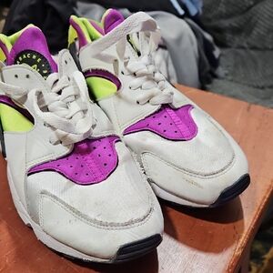 Nike White and Purple Athletic Shoes